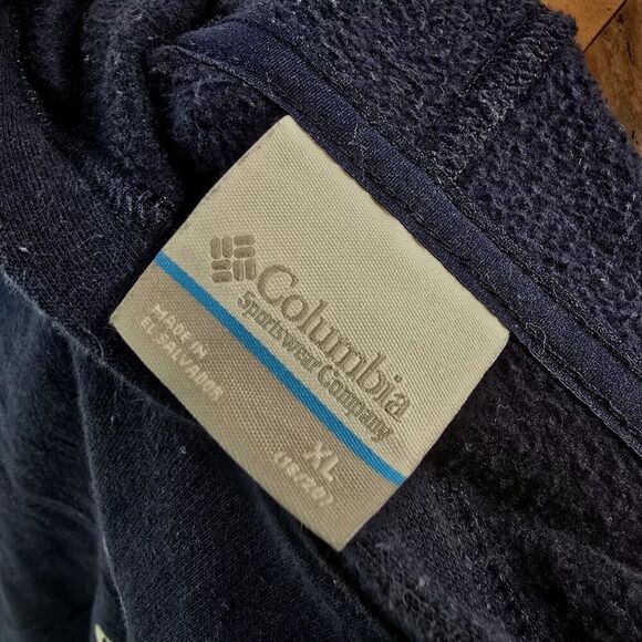 Columbia Hoodie Youth XL Navy White Spellout Sweatshirt Pullover Boys Trek Blue - Picture 3 of 12